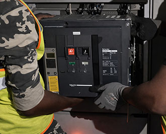 Circuit Breaker Overhauling & Testing